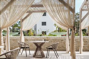 Royal Andilana Resort & Spa