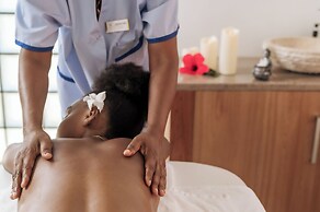 Royal Andilana Resort & Spa