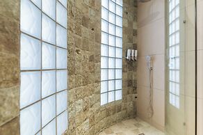 Royal Andilana Resort & Spa