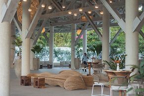 Royal Andilana Resort & Spa