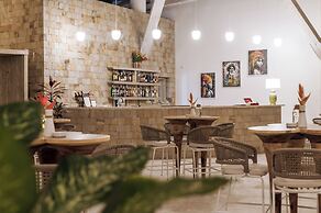 Royal Andilana Resort & Spa