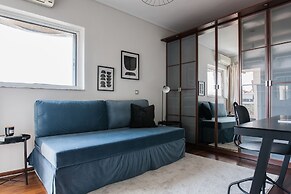 Alluring 2BR Apartment in Marousi