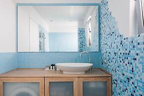 Alluring 2BR Apartment in Marousi