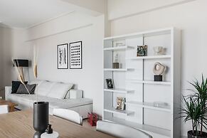 Alluring 2BR Apartment in Marousi
