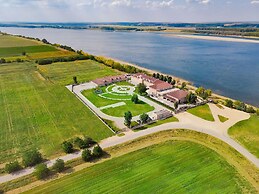 Bononia Estate Winery & Resort