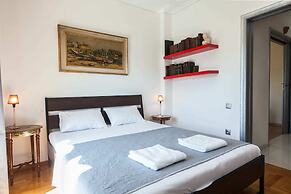 Gorgeous 2 bedrooms apt at Exarcheia