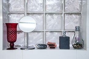 Gorgeous 2 bedrooms apt at Exarcheia