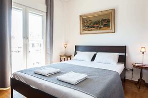 Gorgeous 2 bedrooms apt at Exarcheia