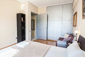 Gorgeous 2 bedrooms apt at Exarcheia
