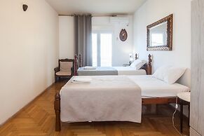 Gorgeous 2 bedrooms apt at Exarcheia