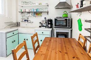 Gorgeous 2 bedrooms apt at Exarcheia