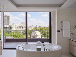 The Peninsula London