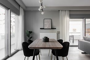 UPSTREET Teal Faliro House