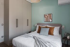 UPSTREET Teal Faliro House