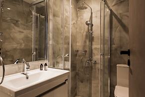 UPSTREET Teal Faliro House