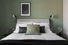 UPSTREET Teal Faliro House