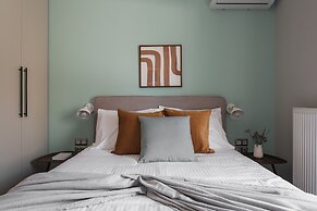 UPSTREET Teal Faliro House