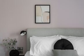 UPSTREET Teal Faliro House