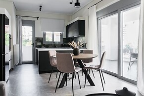 UPSTREET Teal Faliro House