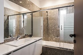 UPSTREET Teal Faliro House