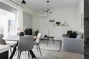 UPSTREET Teal Faliro House