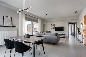 UPSTREET Teal Faliro House