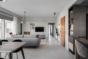 UPSTREET Teal Faliro House