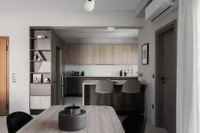 UPSTREET Teal Faliro House