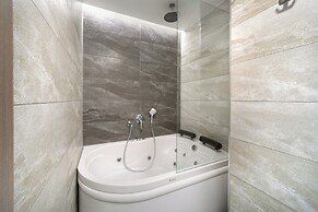 Nish Palace Besiktas