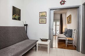 Gorgeous 2 bedrooms apt at Exarcheia
