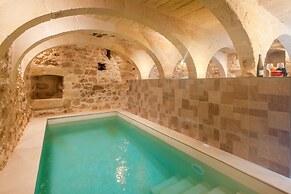 Naduri, Beautiful Gozitan Villa + Pool