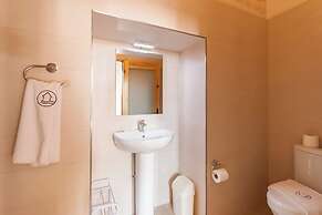 Naduri, Beautiful Gozitan Villa + Pool