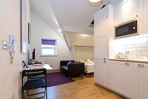 Pillo Rooms Serviced Apartments- Salford