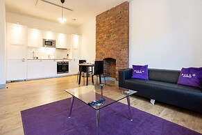 Pillo Rooms Serviced Apartments- Salford