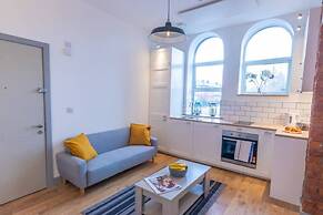 Pillo Rooms Serviced Apartments- Salford