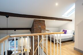 Pillo Rooms Serviced Apartments- Salford