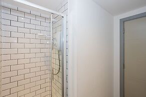 Pillo Rooms Serviced Apartments- Salford
