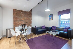 Pillo Rooms Serviced Apartments- Salford