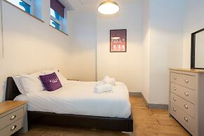 Pillo Rooms Serviced Apartments- Salford