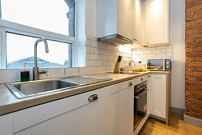 Pillo Rooms Serviced Apartments- Salford