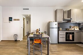 3182 Conteduca Apartment by Barbarhouse