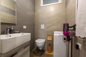 3182 Conteduca Apartment by Barbarhouse