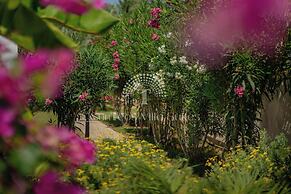 SunTeos Villa Suites