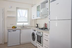 SunTeos Villa Suites