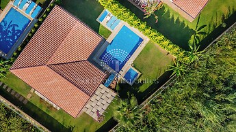SunTeos Villa Suites
