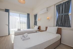 SunTeos Villa Suites