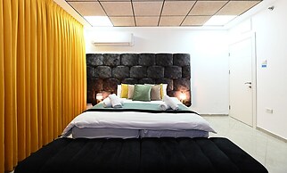 Yalarent Malina motel in Tiberias