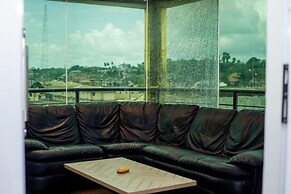 ADESHIE FIE HOTEL