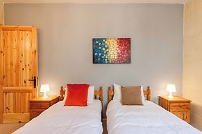 Nadurija, So Nice Gozitan Villa + Pool