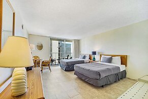 Marine Surf by Luana HI Vacation Rental